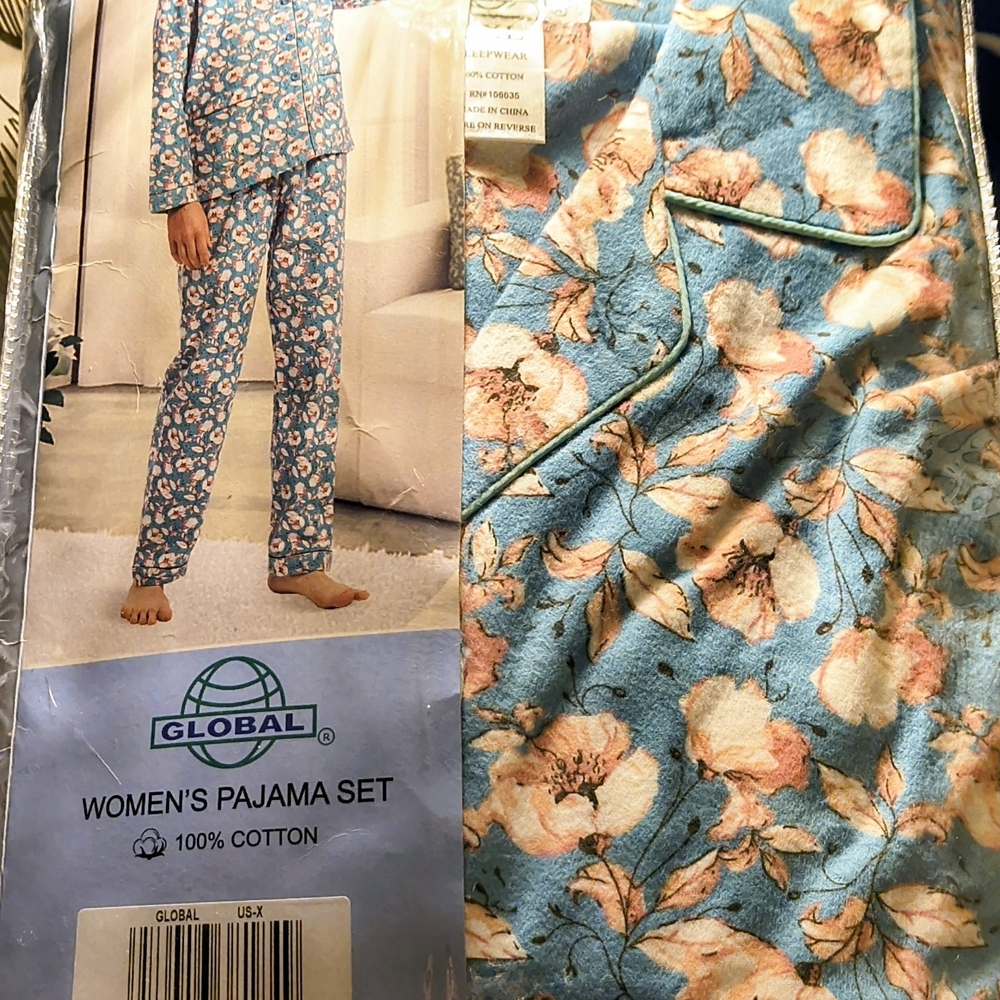 Women's NEW Floral Pajama Set - SZ 3x